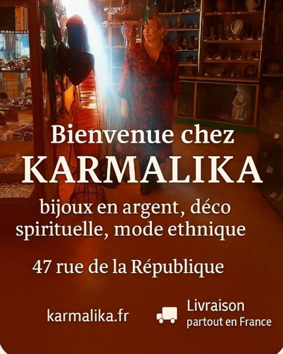 KARMALIKA — Bijoux, déco & esprit nomade   Un écrin d’argent et de sérénité au cœur de Creil.   Objets ethniques, ambiance spirituelle, et trésors venus d’ailleurs.   🌿 Livraison en France . karmalika.fr