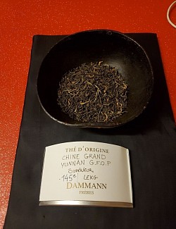 thé noir.  CHINE GRAND YUNNAN G.F.O.P Supérieur  prix: 14,50€ les 100g