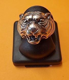 bague argent lion majesté