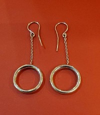 elles ajoutent une touche chic et moderne à votre look.