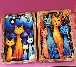 Plateaux chat . Dimensions : 23cm longueur et 15 cm de largeur.  Prix 15,00 €