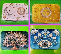 Velours coloré   Broderies dorées   Symboles artisanaux