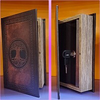 Design livre ancien   Compartiment métallique   Sécurité discrète