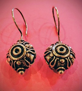 boucles argent sphériques artisanales