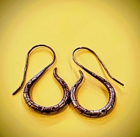 Caractère brut   Design sculpté   Argent 925