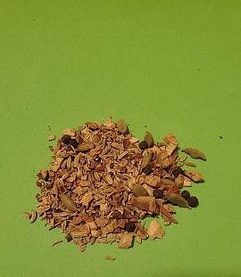 Graines de fenouil, réglisse, gingembre, cannelle, poivre noir, carottes & Cardamome